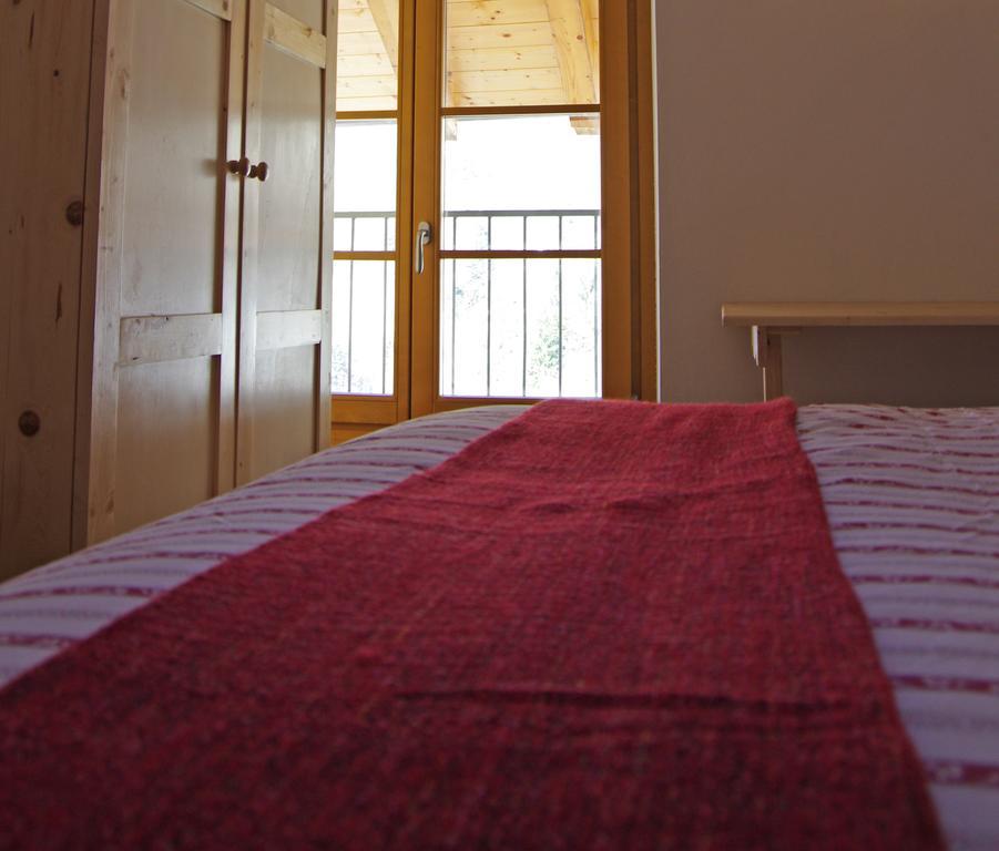 Le Castagne Matte Bed and Breakfast Stenico Kamer foto